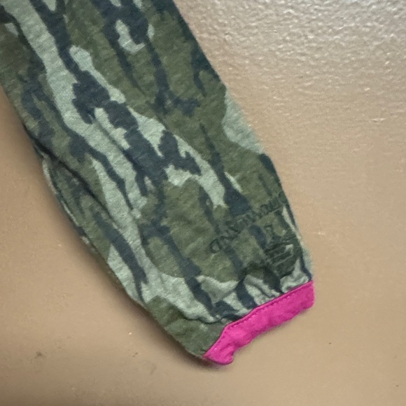 Carhartt Magenta Baby One-Piece with Camo Sleeves - Picture 3 of 3